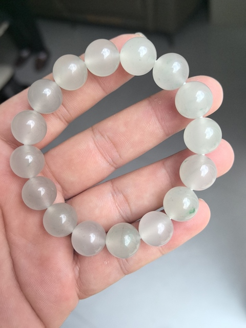 古玩玉器翡翠手串真品鑒賞圖