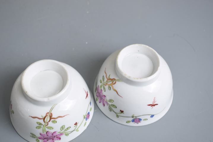 古玩陶瓷清中晚期粉彩花卉紋杯一組拍賣,當前價格276元