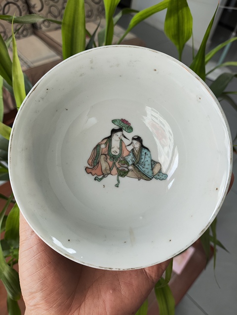 古玩陶瓷粉彩百子鬧龍燈圖紋碗真品鑒賞圖