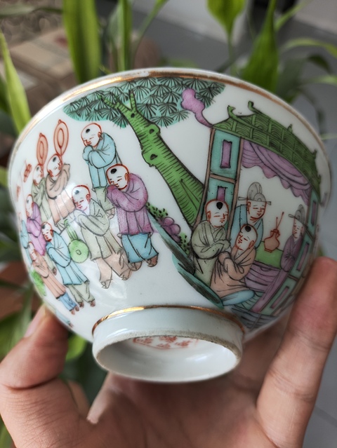 古玩陶瓷粉彩百子鬧龍燈圖紋碗真品鑒賞圖