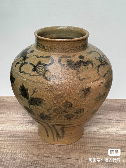 古玩陶瓷玉溪窯青花獅紋罐真品鑒賞圖