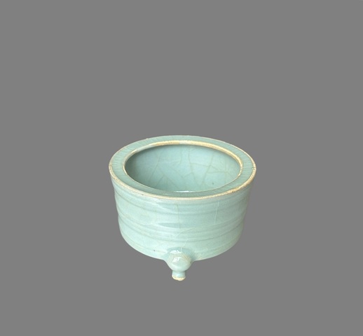 古玩陶瓷龍泉窯奩式爐真品鑒賞圖