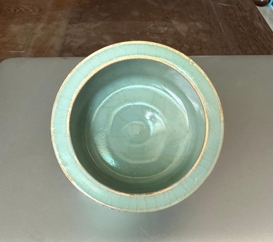 古玩陶瓷龍泉窯奩式爐真品鑒賞圖