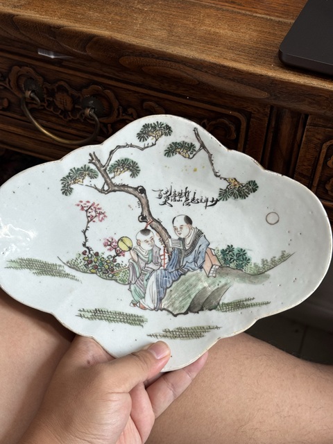 古玩陶瓷淺絳彩少年立志圖貢盤真品鑒賞圖