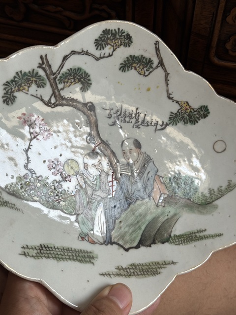 古玩陶瓷淺絳彩少年立志圖貢盤真品鑒賞圖