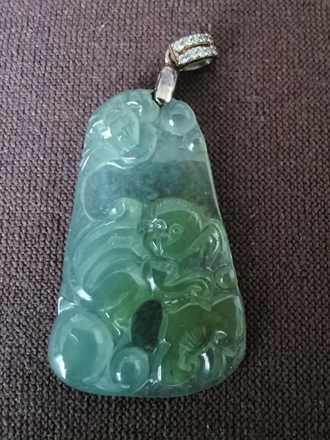 古玩玉器天然翡翠雕件真品鑒賞圖