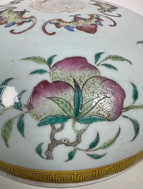 古玩陶瓷清光緒青花福壽三多紋大蓋盒真品鑒賞圖