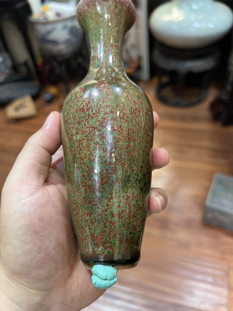 古玩陶瓷豇豆紅釉柳葉瓶真品鑒賞圖