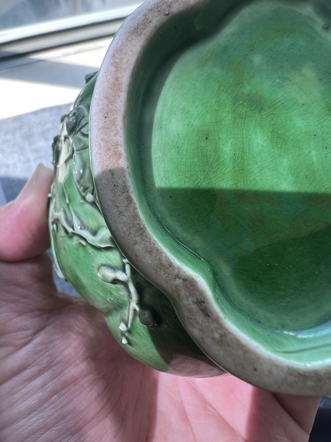 古玩陶瓷素三彩堆塑梅花雙象耳瓶真品鑒賞圖