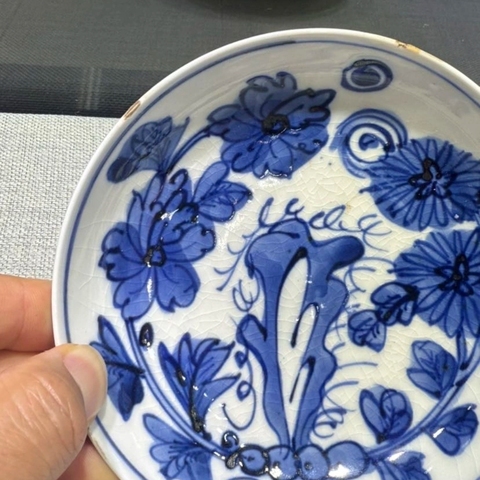 古玩陶瓷青花盤真品鑒賞圖