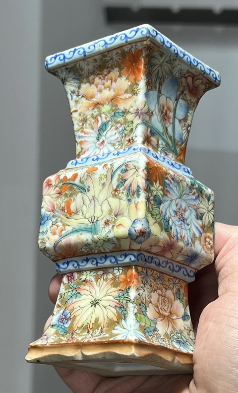 古玩陶瓷粉彩百花不落地四方花觚真品鑒賞圖