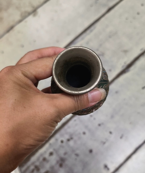 古玩陶瓷花卉紋撇口瓶真品鑒賞圖