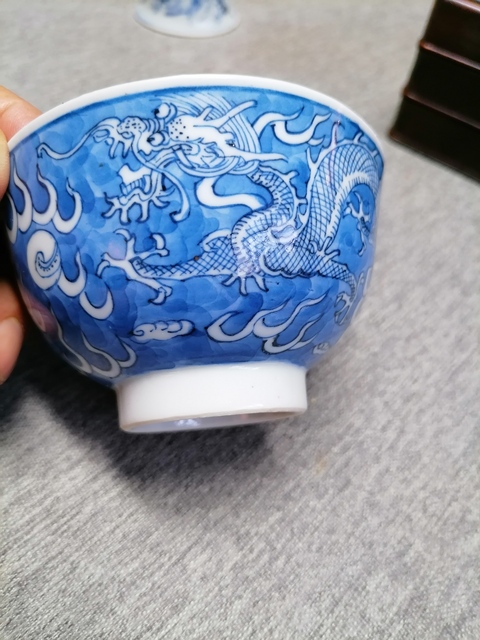 古玩陶瓷青花青花杯真品鑒賞圖