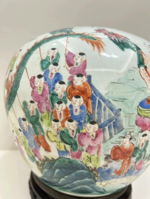 古玩陶瓷清晚期 粉彩嬰戲圖蓋罐真品鑒賞圖
