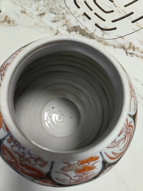古玩陶瓷青花礬紅描金花卉紋罐（日本瓷）真品鑒賞圖