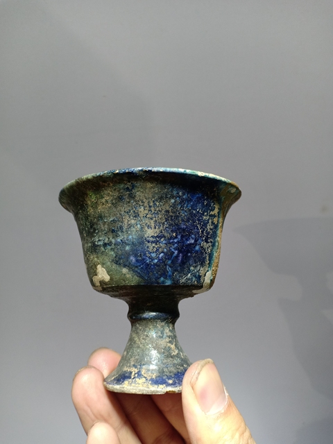 古玩陶瓷高足杯真品鑒賞圖