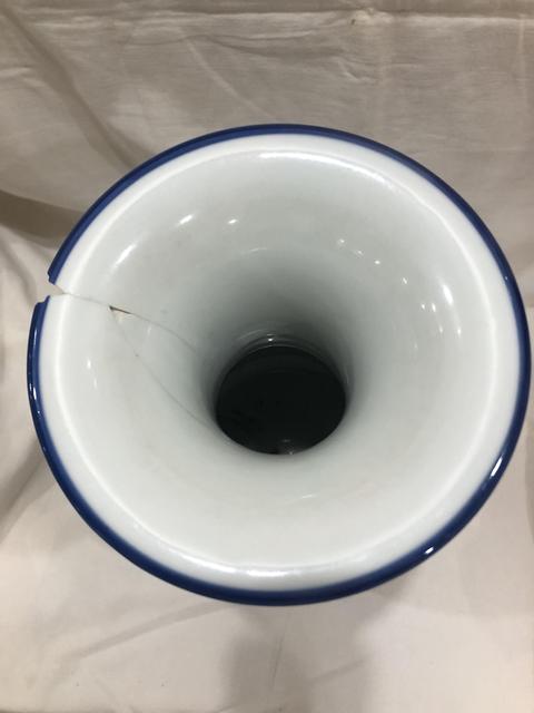 古玩陶瓷花鳥紋瓶真品鑒賞圖