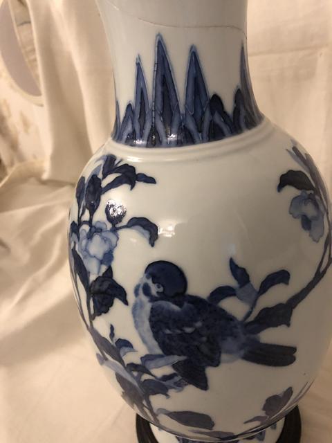 古玩陶瓷花鳥紋瓶真品鑒賞圖