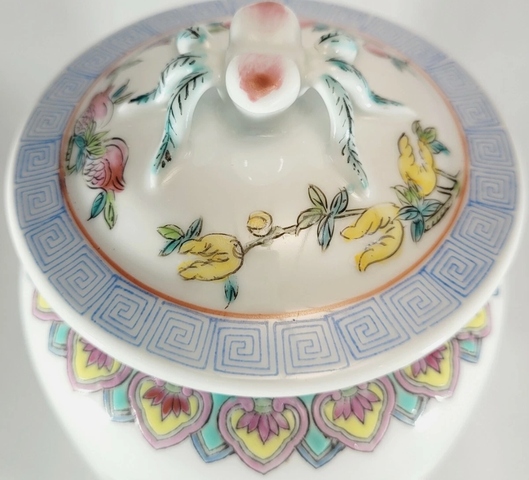 古玩陶瓷粉彩人物故事壯罐真品鑒賞圖