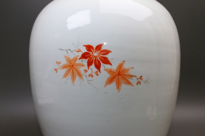 古玩陶瓷民國時期·礬紅墨彩花鳥紋冬瓜罐拍賣,當前價格168元