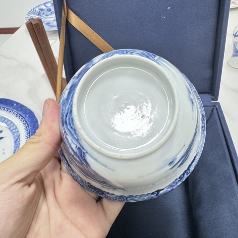 古玩陶瓷乾隆細(xì)路青花折沿茶圓真品鑒賞圖
