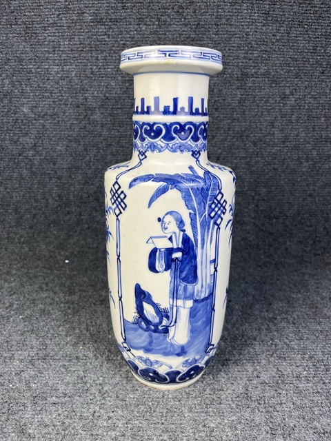 古玩陶瓷青花人物花鳥紋棒槌瓶真品鑒賞圖
