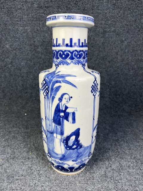 古玩陶瓷青花人物花鳥紋棒槌瓶真品鑒賞圖
