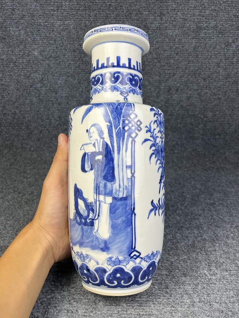 古玩陶瓷青花人物花鳥紋棒槌瓶真品鑒賞圖