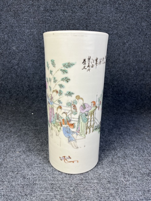 古玩陶瓷粉彩美色清華紋帽筒真品鑒賞圖