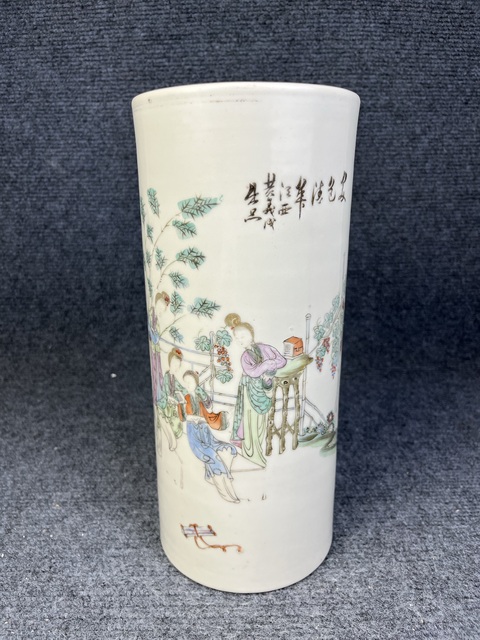 古玩陶瓷粉彩美色清華紋帽筒真品鑒賞圖