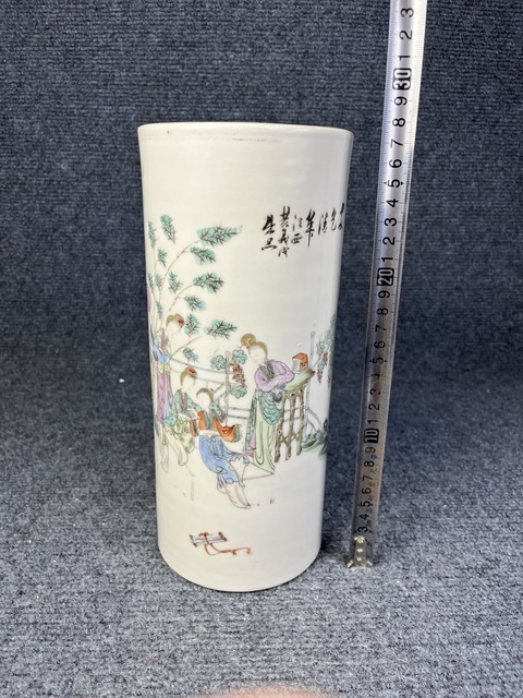 古玩陶瓷粉彩美色清華紋帽筒真品鑒賞圖