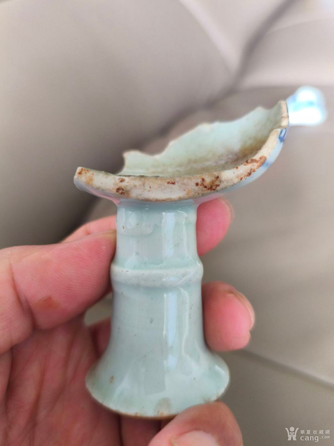 古玩陶瓷元青花花卉紋高足杯標本真品鑒賞圖