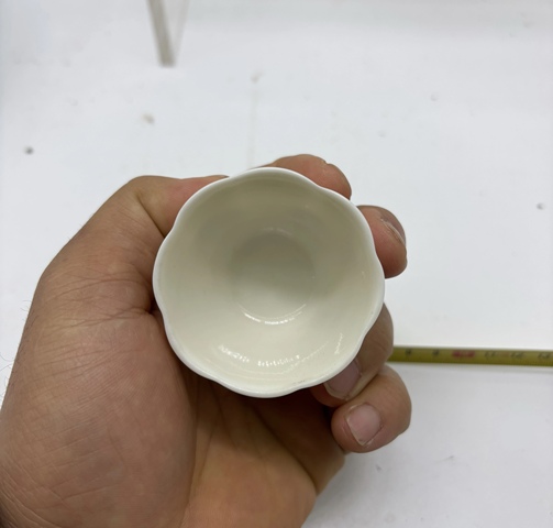 古玩陶瓷德化白瓷方杯真品鑒賞圖