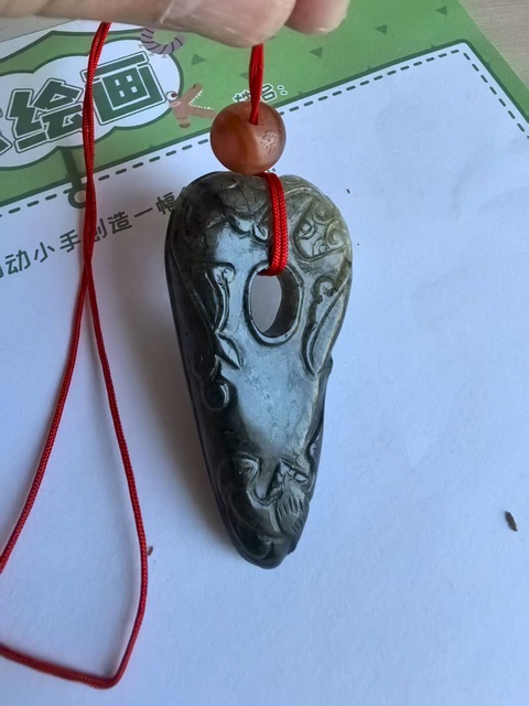 古玩玉器明代·玉雕螭龍紋雞心佩拍賣，當前價格20000元