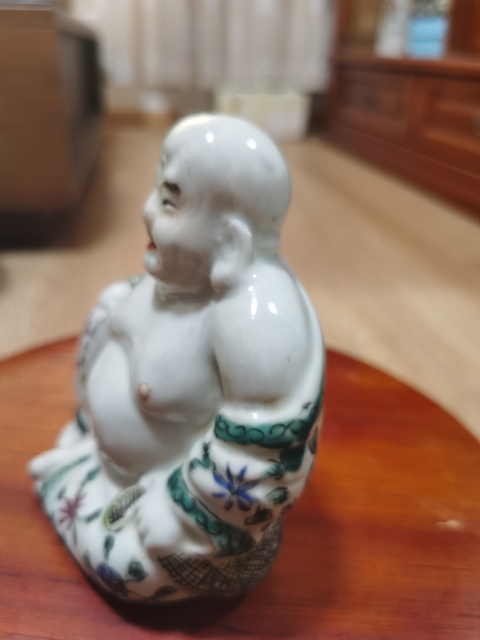 古玩陶瓷粉彩彌勒佛坐像真品鑒賞圖