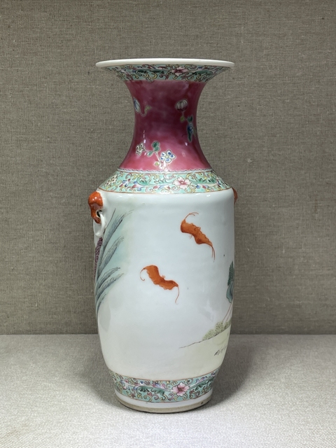 古玩陶瓷80.90年代粉彩麻姑獻壽圖獅耳瓶真品鑒賞圖