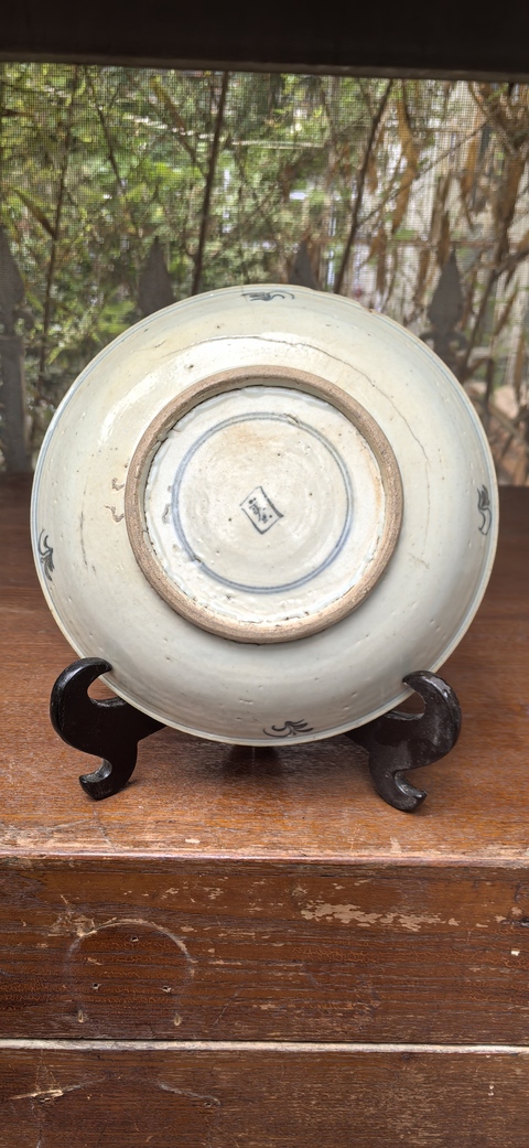 古玩陶瓷花卉紋青花盤真品鑒賞圖
