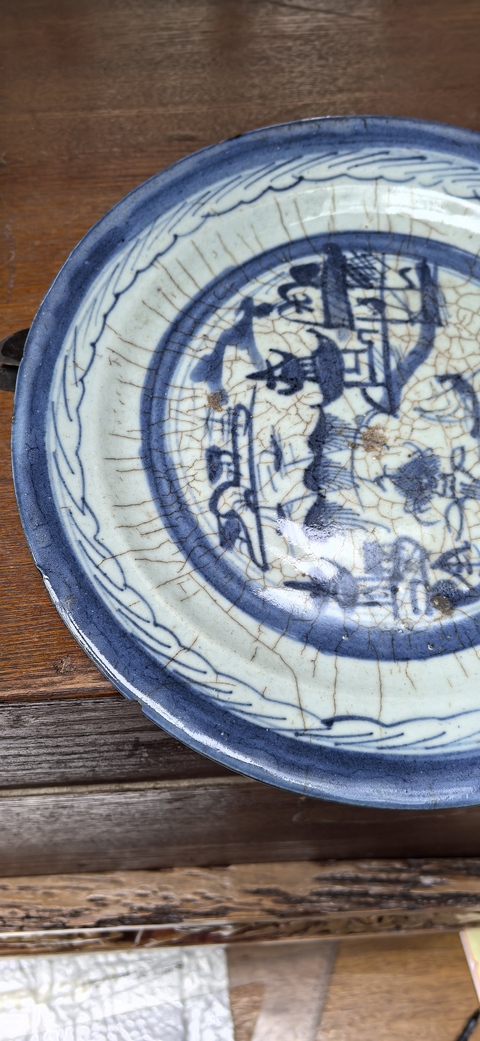 古玩陶瓷樓臺亭閣山水紋青花盤真品鑒賞圖