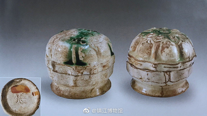 古玩陶瓷五代磁州窯白釉綠彩菱花口粉盒真品鑒賞圖