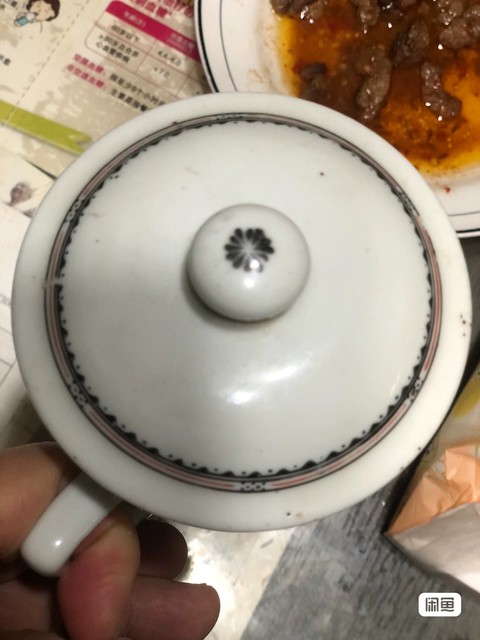 古玩陶瓷粉彩花卉紋馬克杯真品鑒賞圖