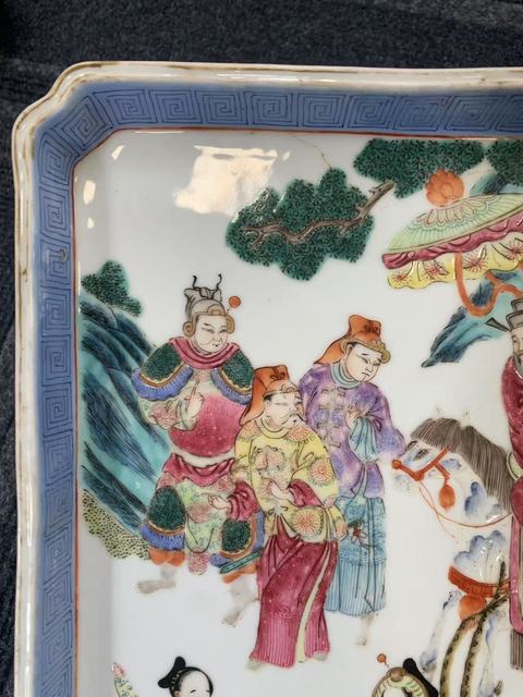 古玩陶瓷人物紋粉彩盤真品鑒賞圖