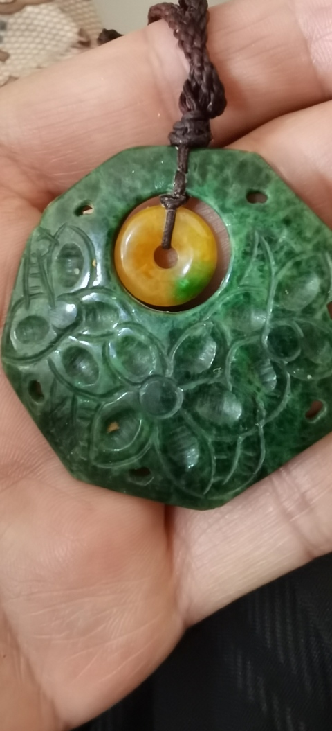 古玩玉器非天然翡翠掛件真品鑒賞圖