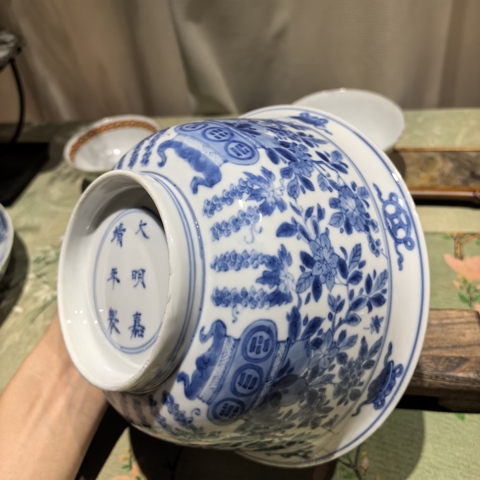 古玩陶瓷康熙青花碗真品鑒賞圖
