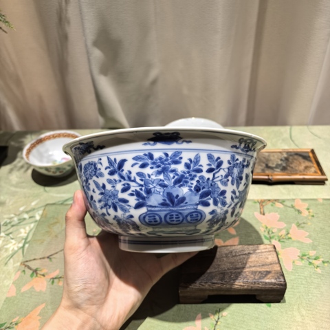 古玩陶瓷康熙青花碗真品鑒賞圖