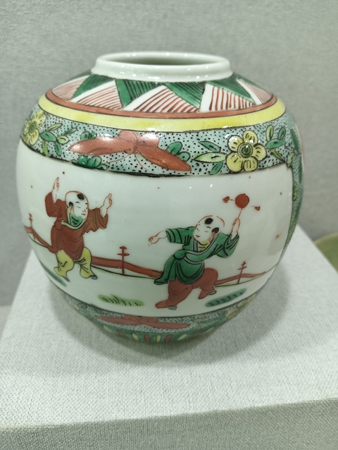 古玩陶瓷清光緒 五彩嬰戲圖罐真品鑒賞圖
