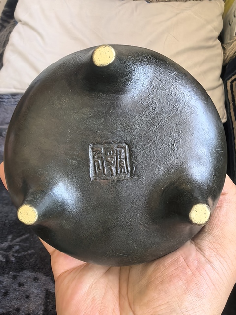 古玩銅器爐子真品鑒賞圖