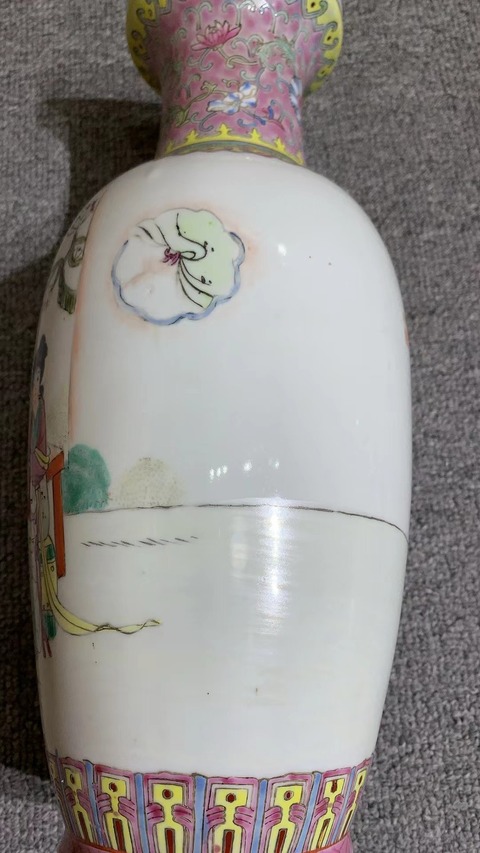 古玩陶瓷仕女紋粉彩瓶真品鑒賞圖
