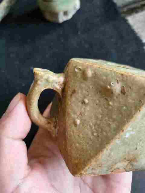古玩陶瓷青瓷硯滴真品鑒賞圖