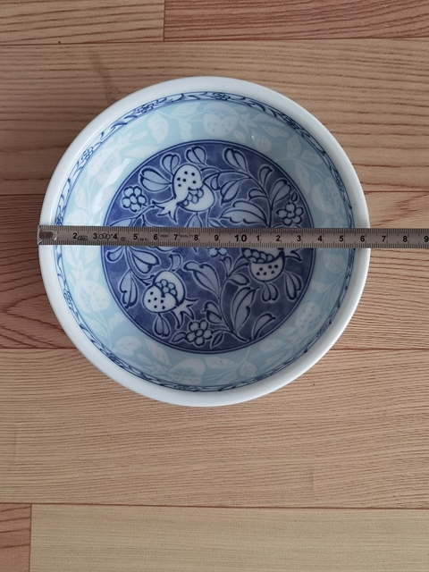 古玩陶瓷花果紋青花盤真品鑒賞圖