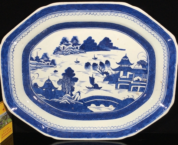 古玩陶瓷青花山水人物紋八方盤真品鑒賞圖
